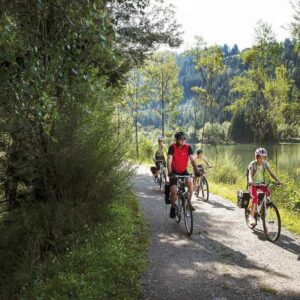 Esplora la pista ciclabile della Drava con la tua famiglia - una vacanza ricca di eventi